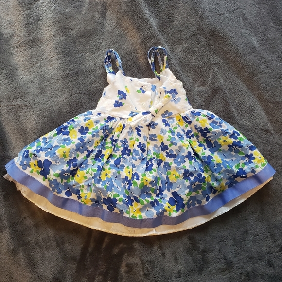 2 for $10- George- Spring Floral Dress 12M - Picture 2 of 4